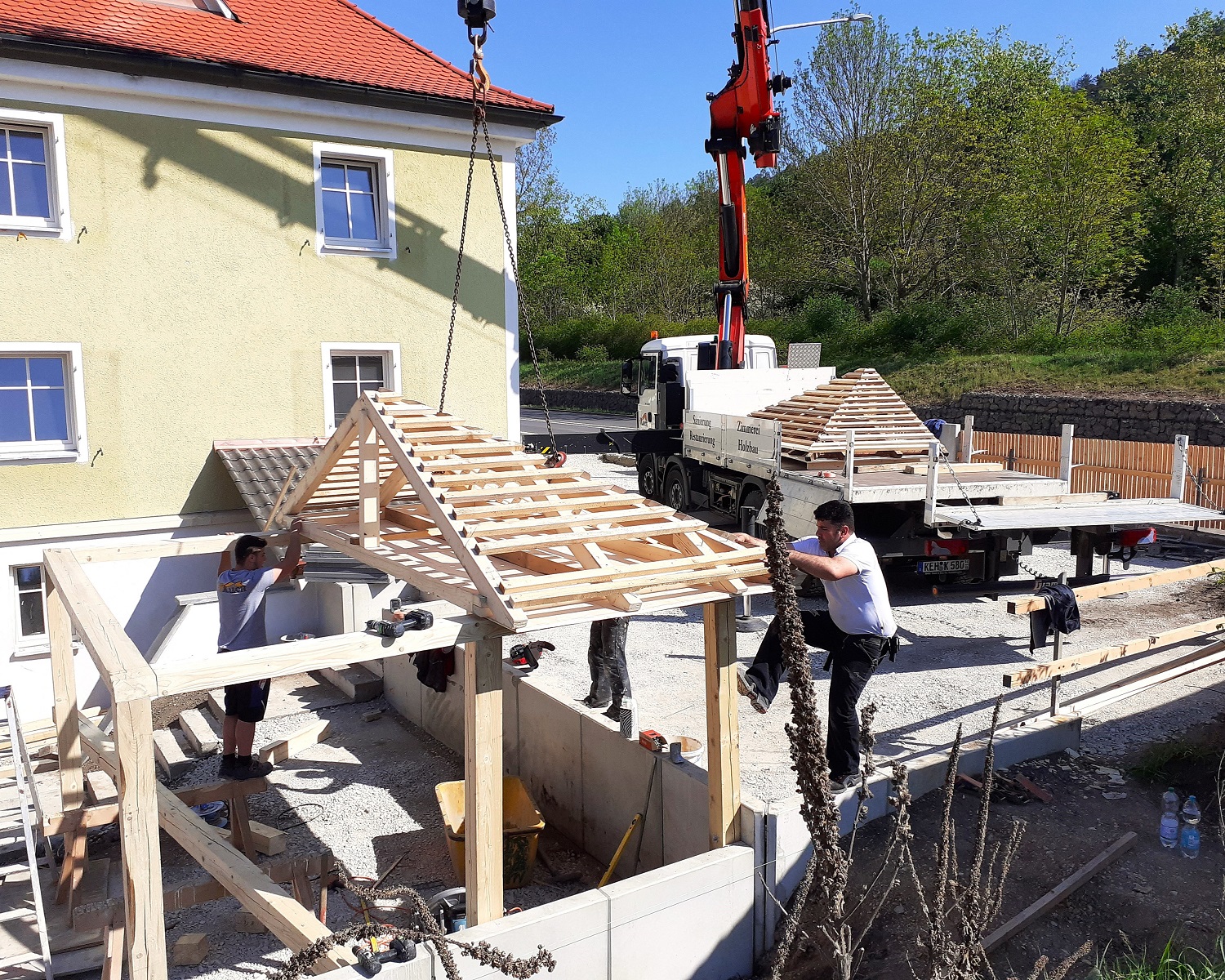 Gerätehaus, Kellerüberdachung und Carport in Beilngries